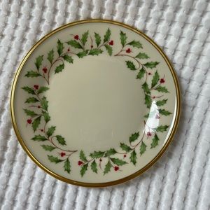 Lenox holiday bread and butter plate